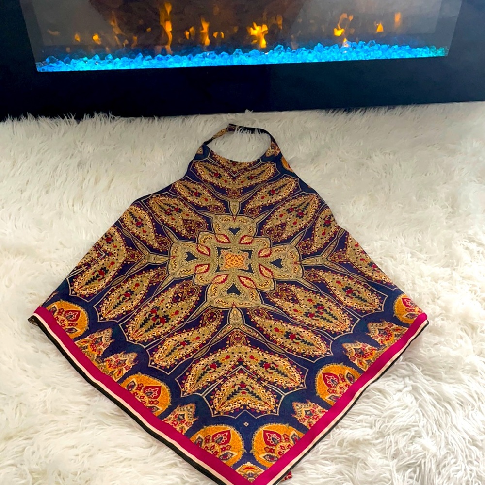 Zara. Beautiful women halter top